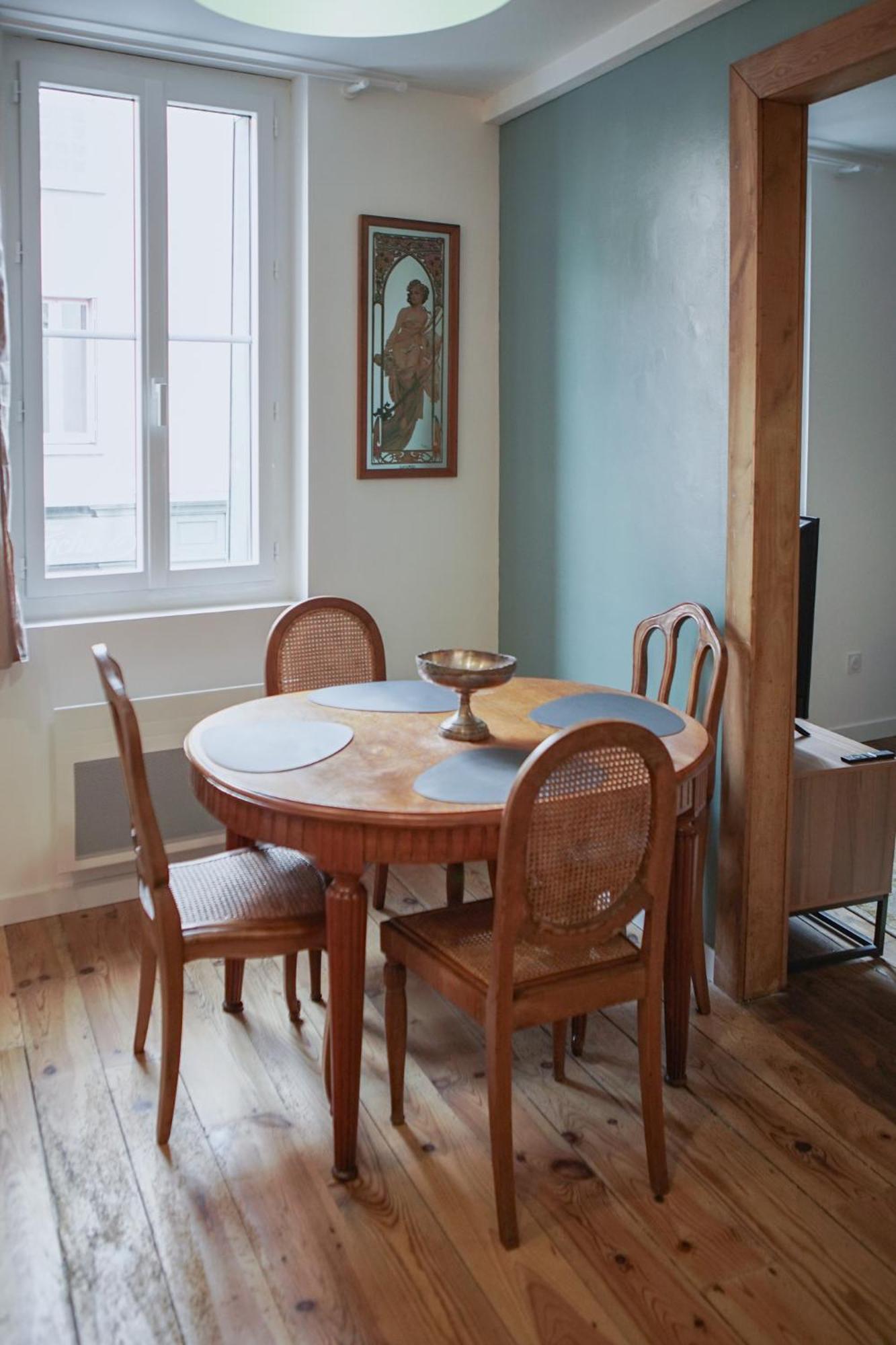Le Montarrouye Appartement Pour 2 A 6 Personnes บาญเญอ-เดอ-บีกอร์ ภายนอก รูปภาพ