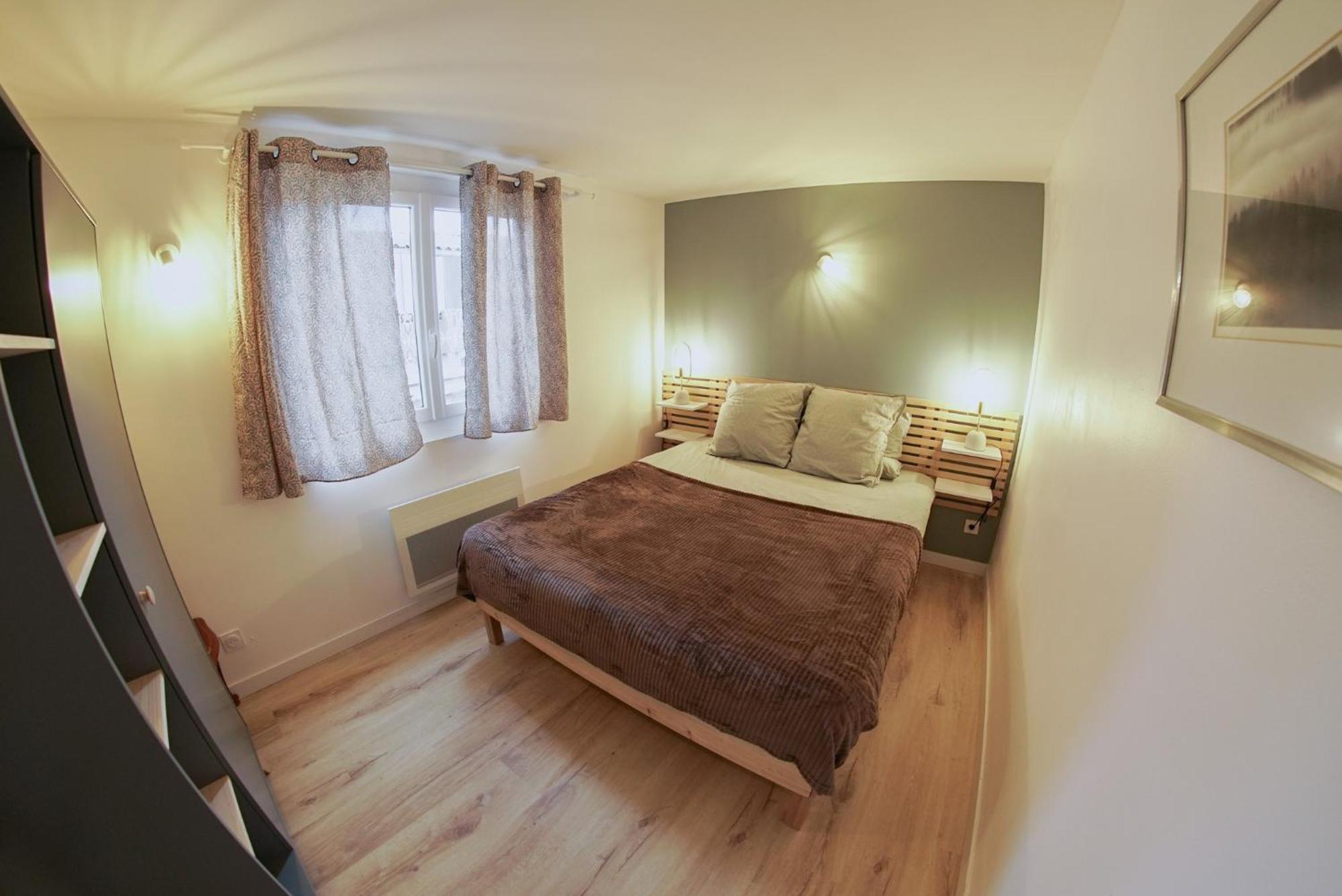 Le Montarrouye Appartement Pour 2 A 6 Personnes บาญเญอ-เดอ-บีกอร์ ภายนอก รูปภาพ